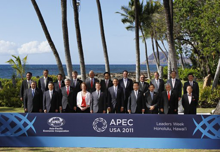 Chụp ảnh lưu nieejmcura các nguyên thủ APEC 11/2011 ở Hawaii 